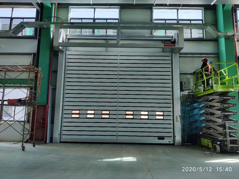 張家港愛麗家居硬質渦（wō）輪快卷門